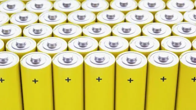 lithium batteries leak