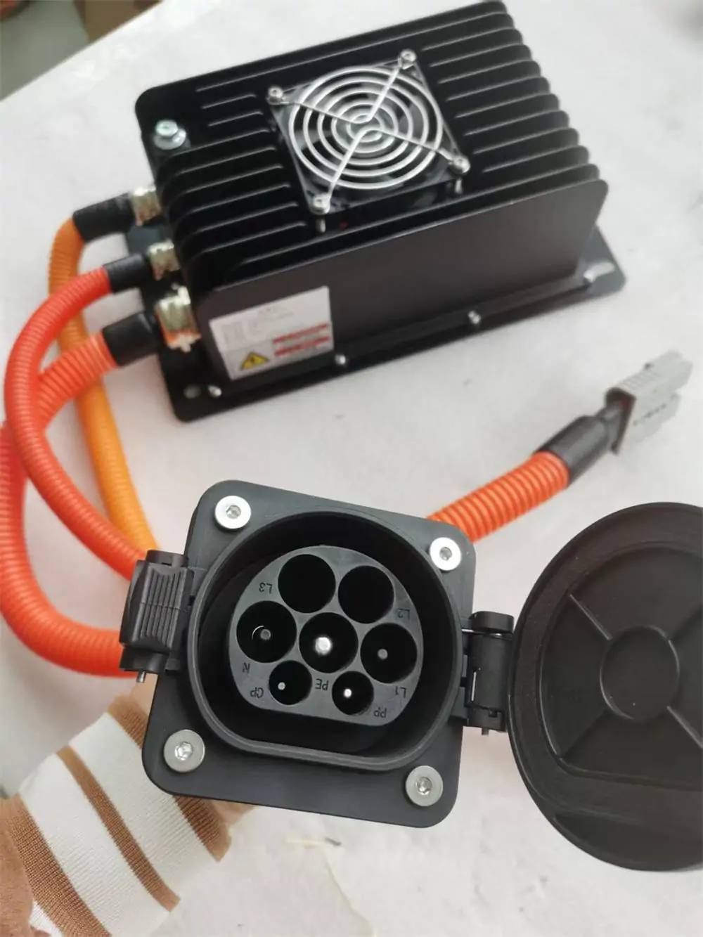 Custom 9S230Ah LiFePO4 Battery & Integrated 2KW OBC 